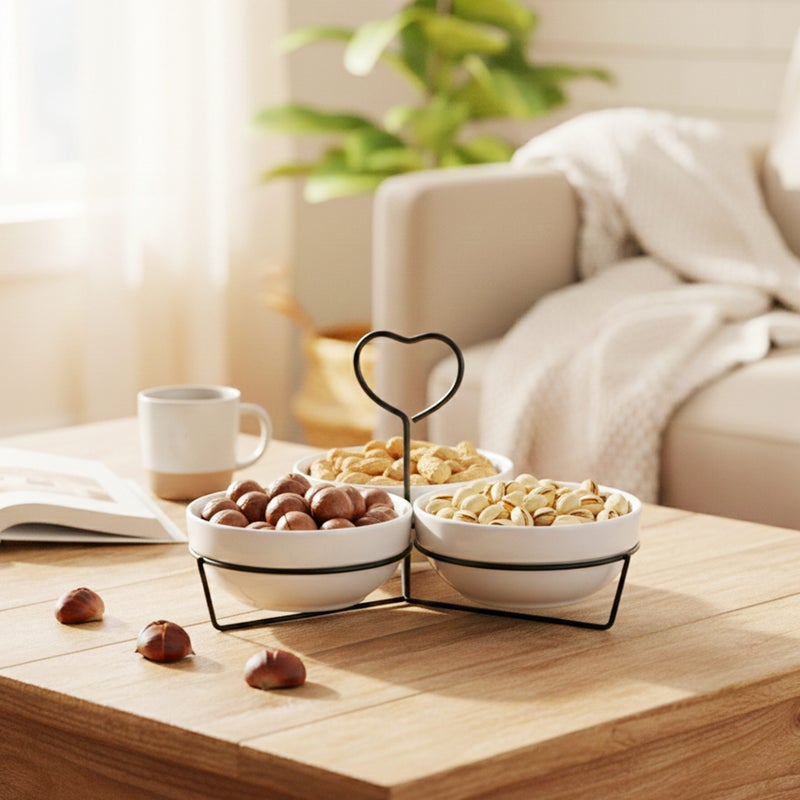 شالو طقم أوعية دائرية مسطحة من البورسلين مكون من 3 قطع مع حامل معدني أسود – أوعية تقديم بيضاء من البورسلين الصيني الفاخر مقاس 14 سم للوجبات الخفيفة والتمر والحلويات والمناسبات الاحتفالية | مناسب لشهر رمضان وعيد الفطر وعيد ديوالي والهدايا في أي مناسبة. - Image 3